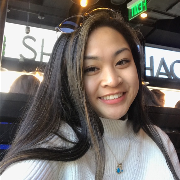 Meet your Posher, Jillian - Picture 1 of 1